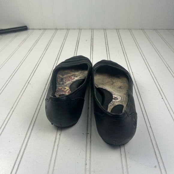 Born Pleated Black Leather Ballet Flats Women’s Size 7 - Picture 10 of 11